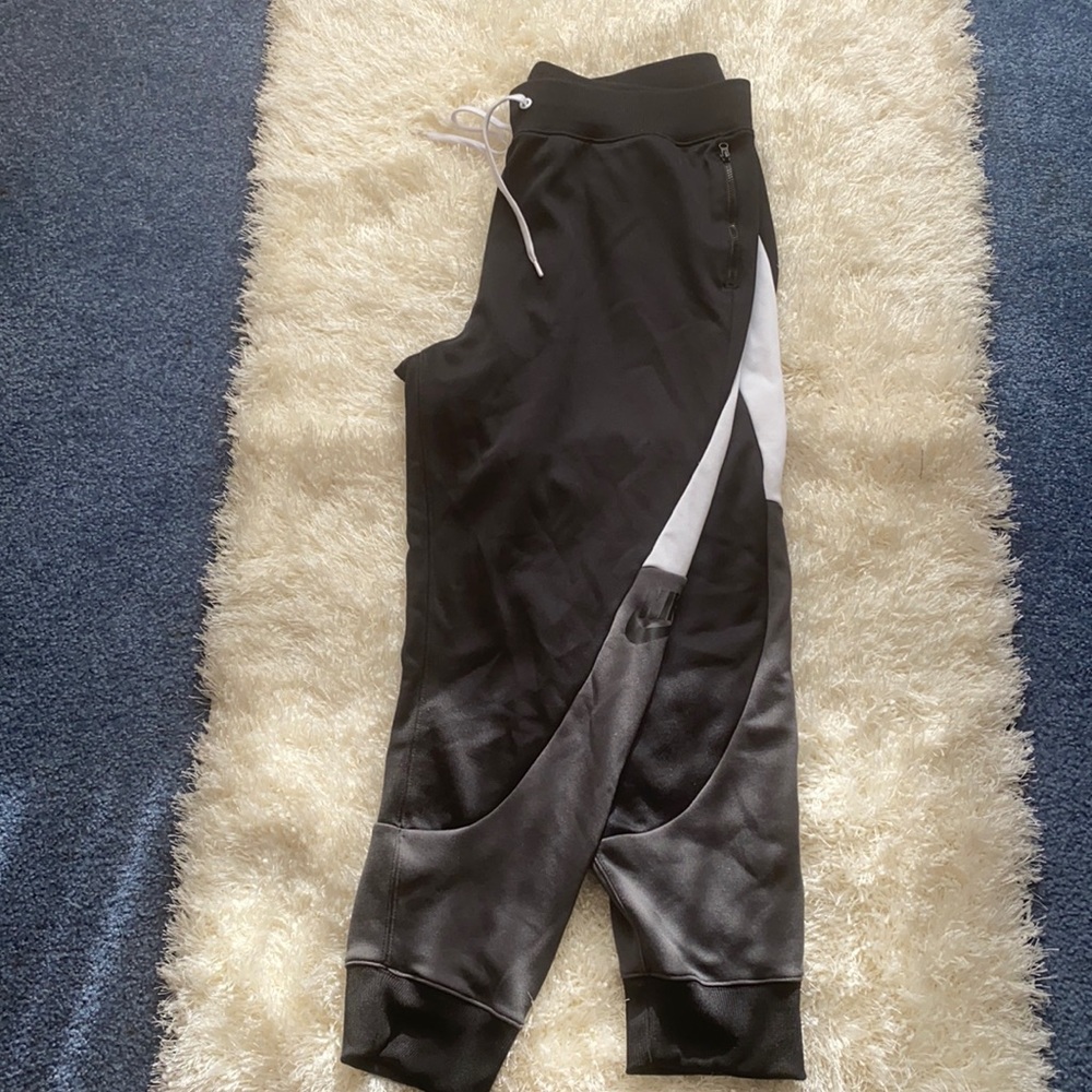 Women’s Nike Active wear